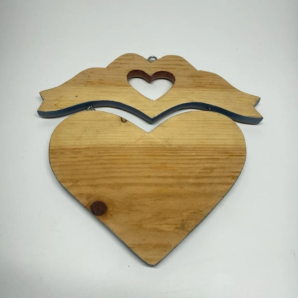 Vintage Heart Shaped Wood Folk Art Welcome Sign Handmade Country Cottage Grandma
